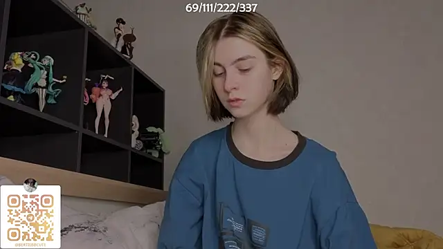 Snapshot of bertamimi chatting on October 2, 6:35 pm bertamimi online show from October 2, 6:35 pm