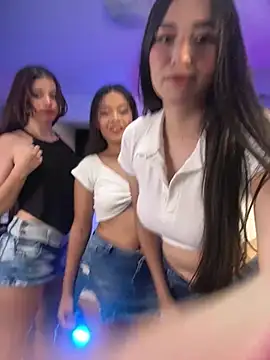 alejandrodolls online show from May 23, 7:12 pm