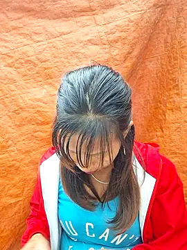 ngocngoc cute online show from October 4, 10:32 am