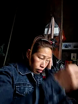 ngocngoc cute online show from December 4, 1:19 am