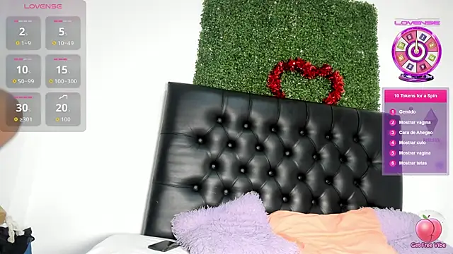 Laurahot 69 online show from December 5, 3:02 pm