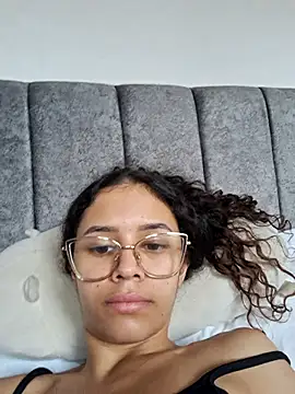 Snapshot of Britany_Sweety chatting on October 2, 7:41 pm Britany Sweety online show from October 2, 7:41 pm