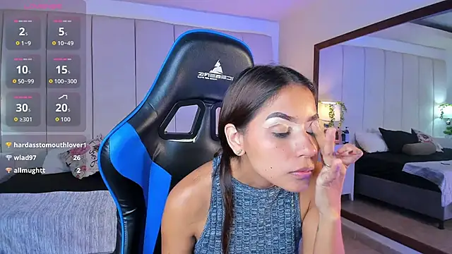 mia rousse25 online show from November 30, 3:05 pm