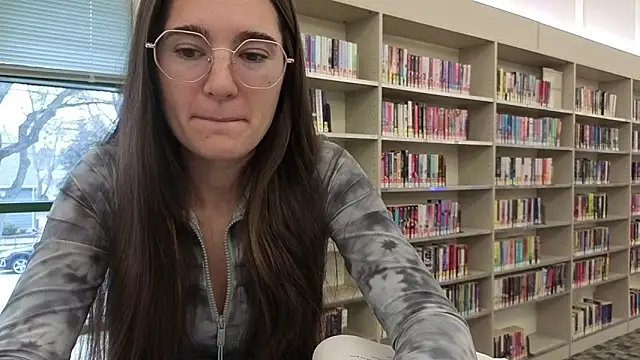 bambifarrina online show from March 4, 11:00 pm