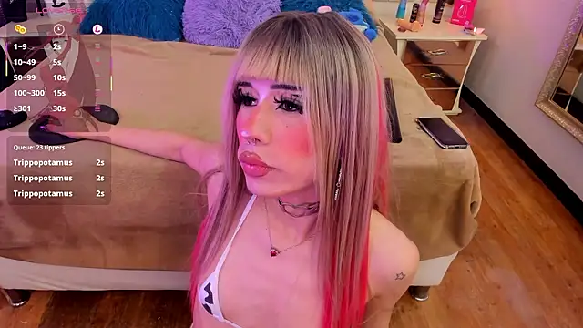 Foxxy Doll online show from March 11, 4:31 pm