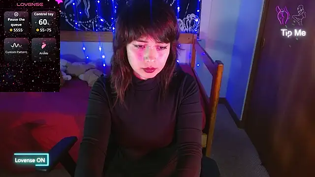 alisha17love online show from December 1, 2:15 am