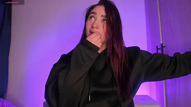 scarlett Collinss online show from December 23, 5:11 am