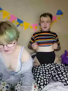 xrixsyx and ricky online show from September 25, 4:17 pm