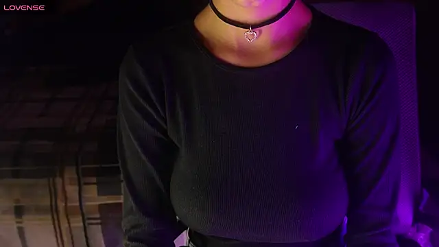 Snapshot of NidhiChandra chatting on October 14, 1:14 pm NidhiChandra online show from October 14, 1:14 pm