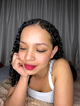 Yasmin777  online show from October 24, 3:24 am