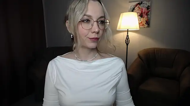 Ava Elior online show from April 7, 11:34 am