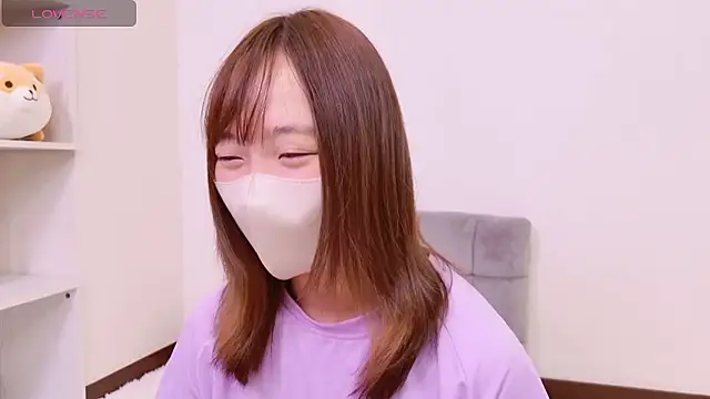 mitsuri chan love online show from November 6, 4:46 pm