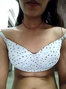 Naina 04 online show from September 24, 5:23 pm