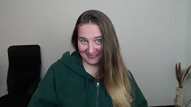 Darklure  online show from October 17, 3:26 pm