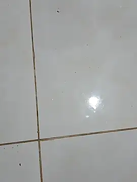 Snapshot of Slllll_Couple00 chatting on October 28, 1:00 am Slllll Couple00 online show from October 28, 1:00 am