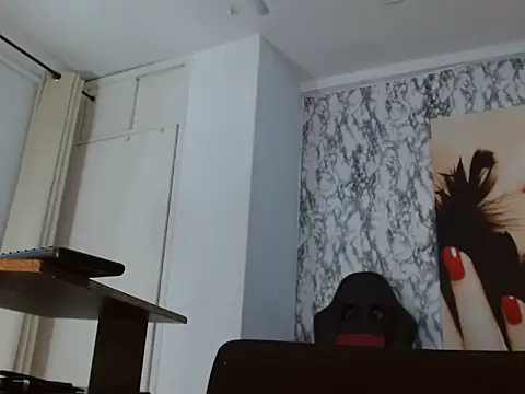 mariani smith online show from October 4, 1:06 pm