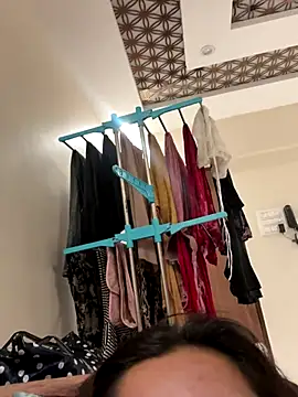 desitease online show from November 6, 6:14 pm