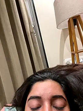 desitease online show from December 22, 3:15 pm