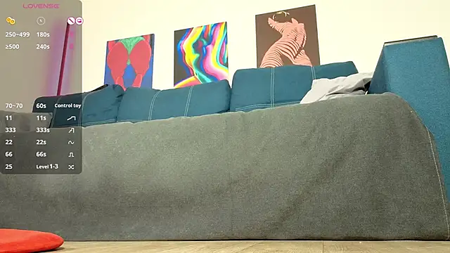 TrixiBell online show from December 5, 6:57 am