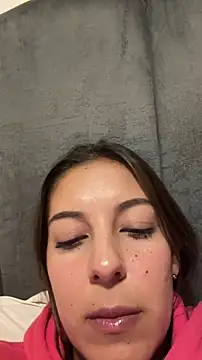 Emmy Meadows online show from March 11, 11:51 pm