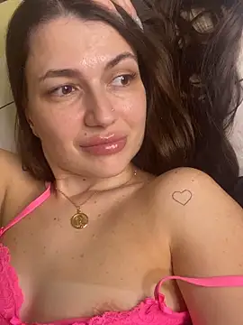 Cute Erika online show from November 5, 8:03 pm