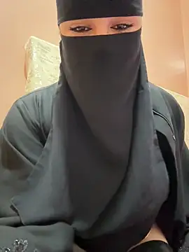  Laiali  online show from February 7, 4:44 pm