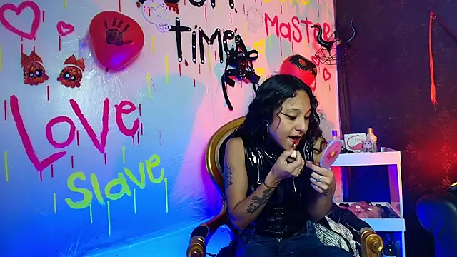 Sweettpleasure online show from October 29, 4:20 pm