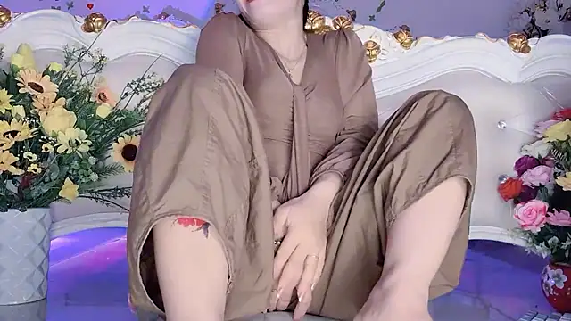   Joy69   online show from February 18, 10:20 pm