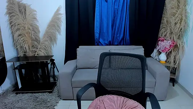 SofiaRivera1 online show from July 31, 11:28 pm
