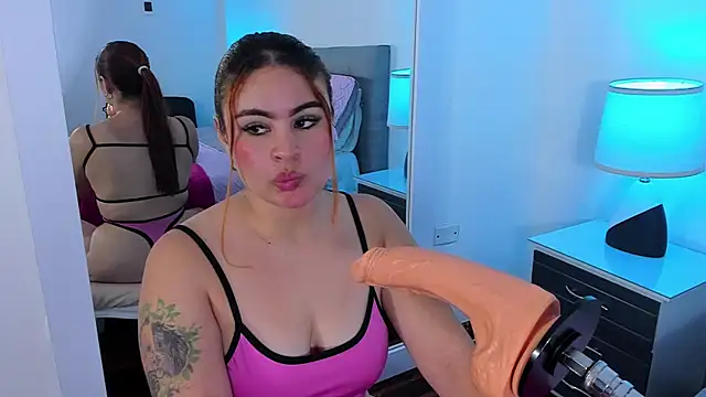 AdeleJhones online show from April 2, 2:03 pm