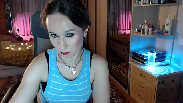 ClassyInna online show from November 28, 9:56 am