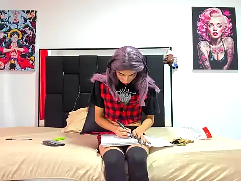 Snapshot of xamila_muaa chatting on October 4, 11:38 am xamila muaa online show from October 4, 11:38 am