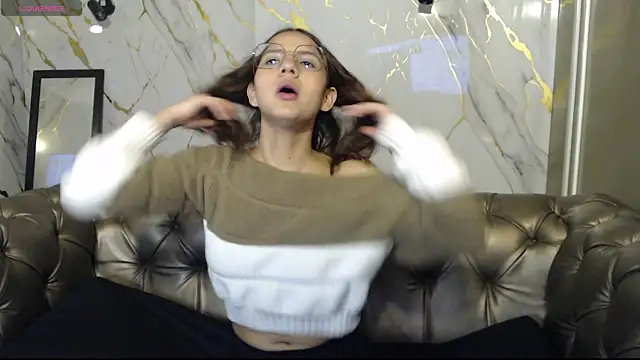 angeles azul online show from September 21, 6:17 pm