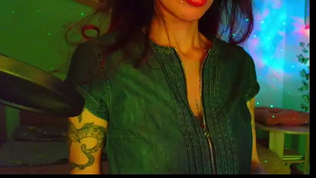 KiotoShine online show from October 23, 6:47 pm