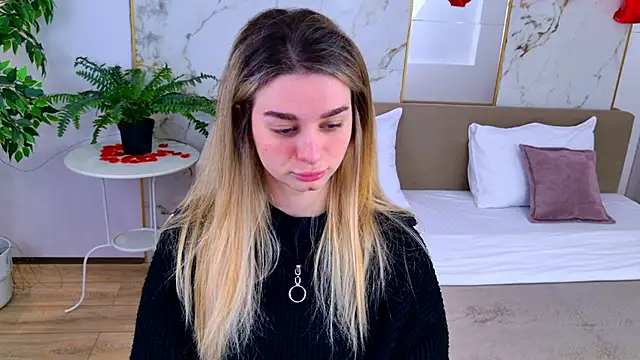 SweetyLicky online show from February 15, 4:06 pm