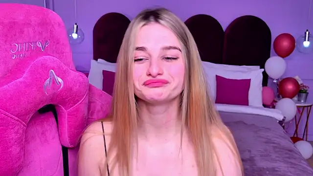 SweetyLicky online show from November 21, 4:53 pm