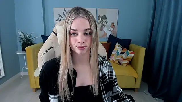 SweetyLicky online show from October 11, 4:10 pm