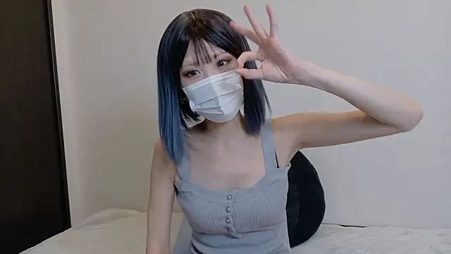 sarina at online show from June 17, 4:25 am