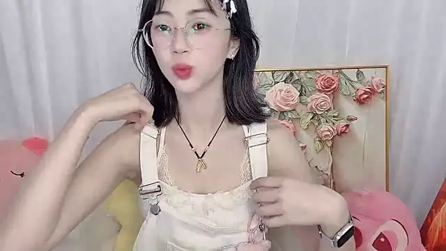 nini a online show from June 2, 1:12 pm