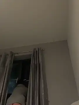 LollyLove  online show from March 18, 9:20 pm