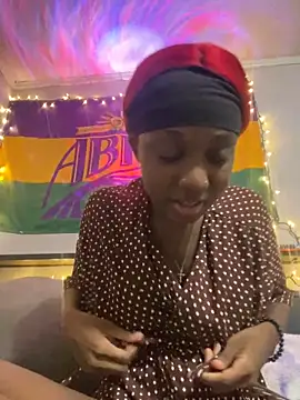 HennessyBaby21 online show from March 2, 6:58 am