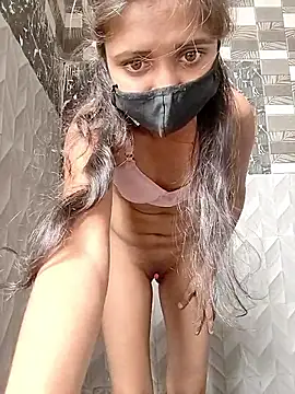 Snapshot of Ruhi_07 chatting on October 3, 5:56 am Ruhi 07 online show from October 3, 5:56 am