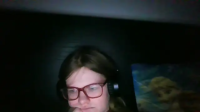 Moonolighta online show from December 2, 2:52 pm