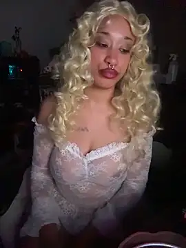 cloudpuffs online show from March 18, 5:23 am