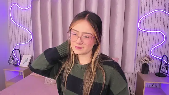 SamanthaPeachss online show from November 4, 12:10 pm