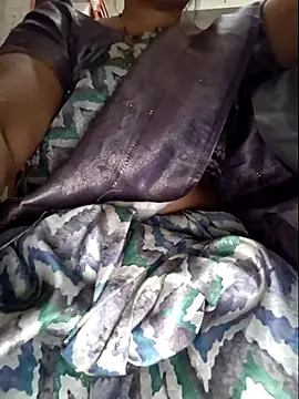 indianhotwife639 online show from April 1, 12:39 pm