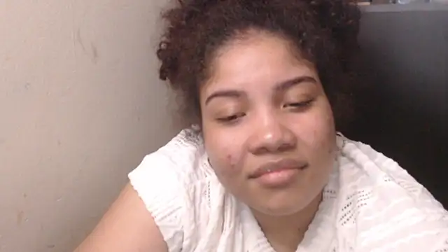 madelene online show from November 21, 5:31 am