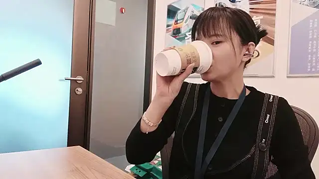 KKMM168 online show from October 21, 1:42 am