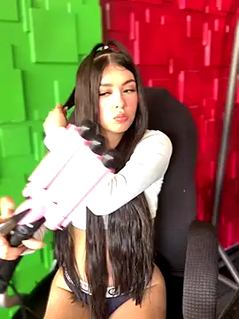 Linda LS online show from September 27, 2:24 pm