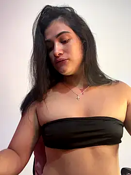 alice shyness online show from October 25, 4:09 am